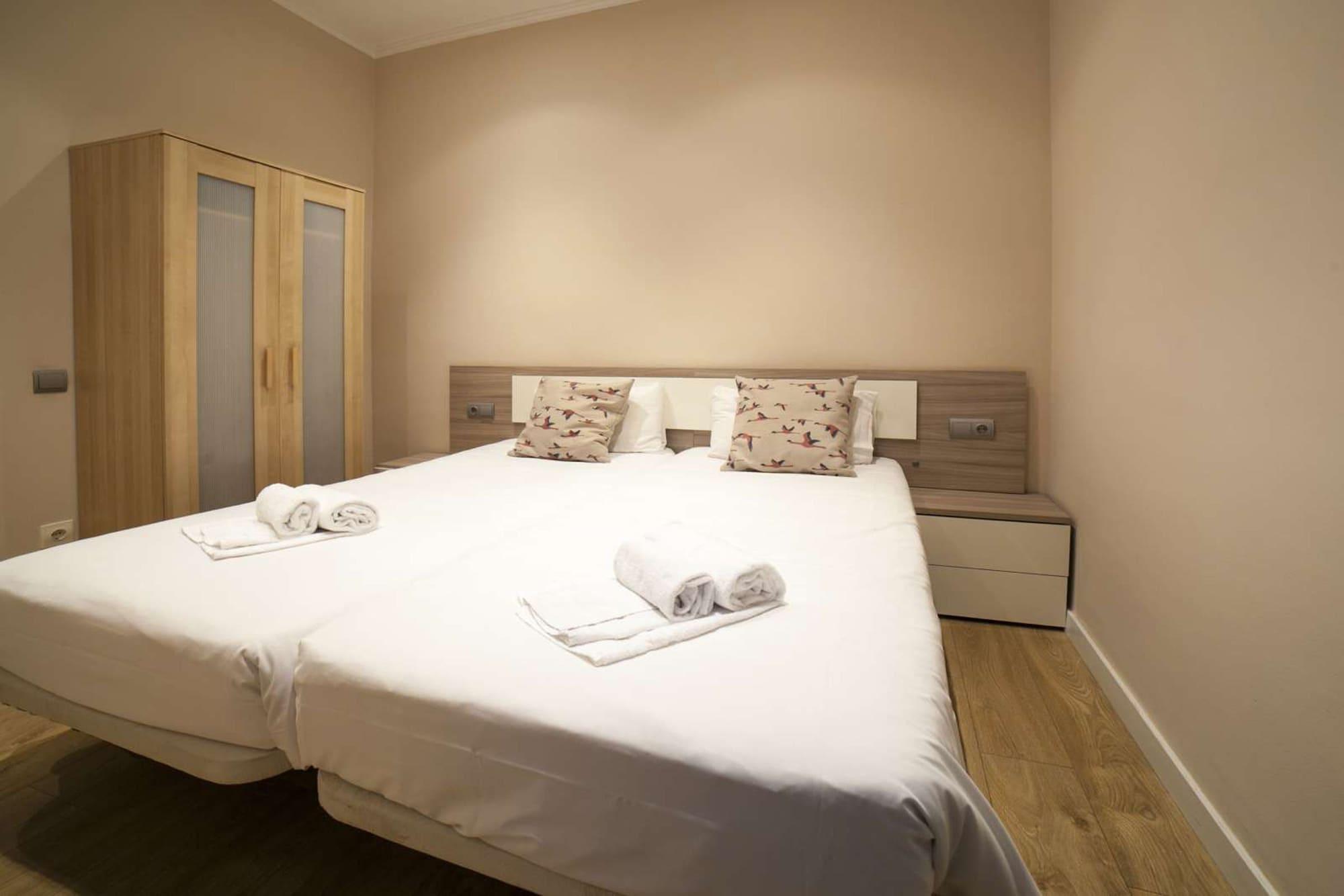 Sagrada266 By Chicstays Barcelona Luaran gambar